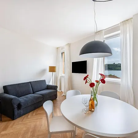 Διαμέρισμα Lumia's Flat - View Salò